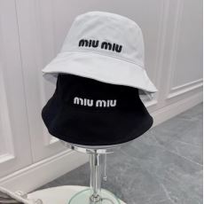 MIUMIU